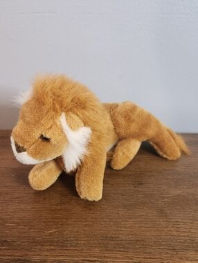 M.A.D. Trading CO Lion (Stiff Stuff Animal)